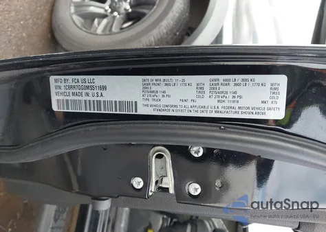 2021 Ram 1500 Classic Warlock 4X4 6'4 Box z USA, uszkodzony, nr VIN 1C6RR7GG0MS511699